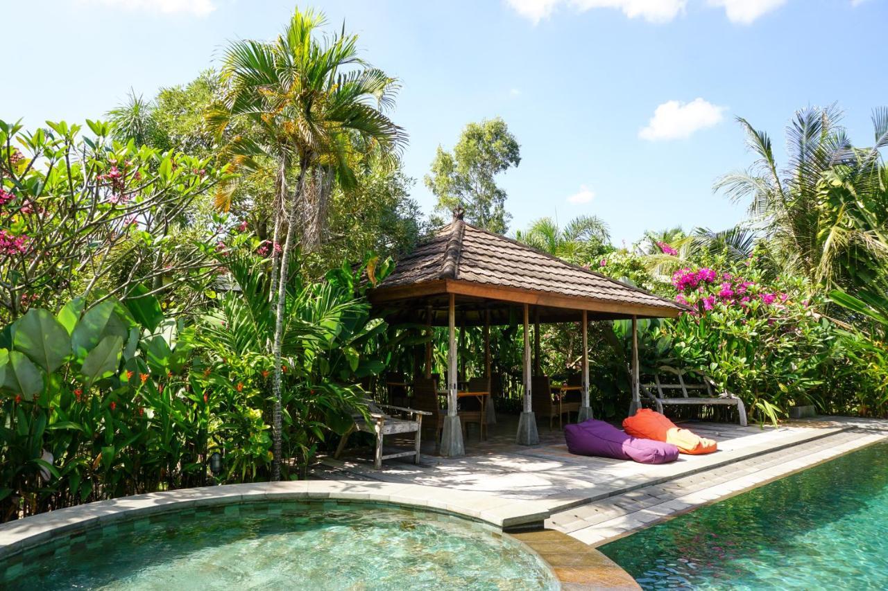 Ibludan Hotel Senggigi Exterior foto