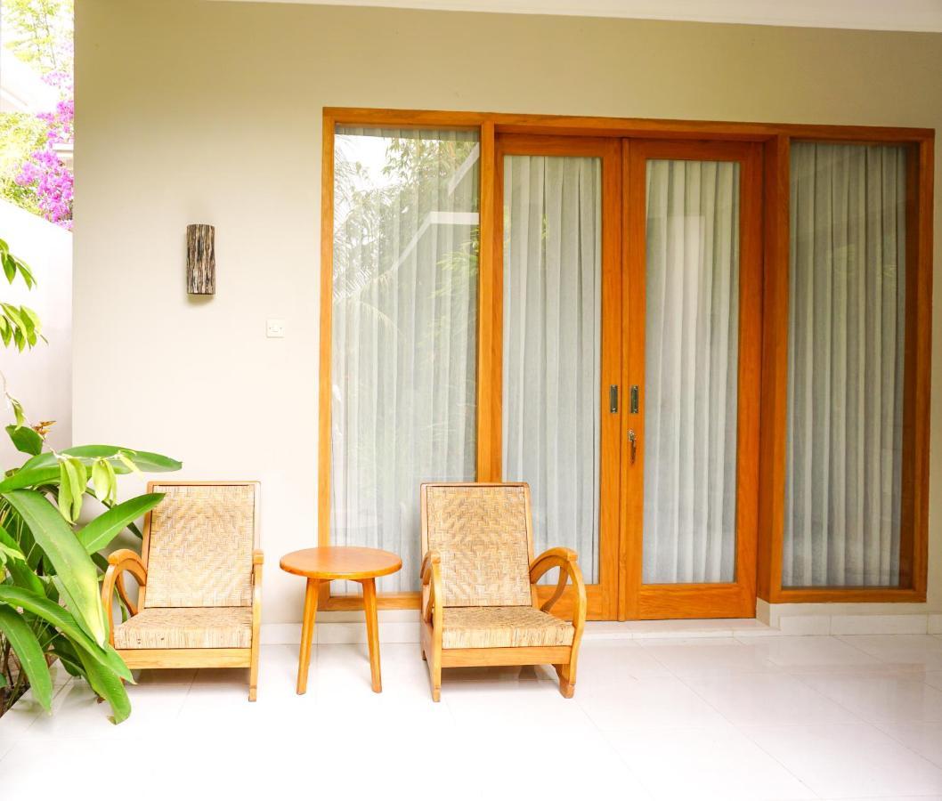 Ibludan Hotel Senggigi Exterior foto
