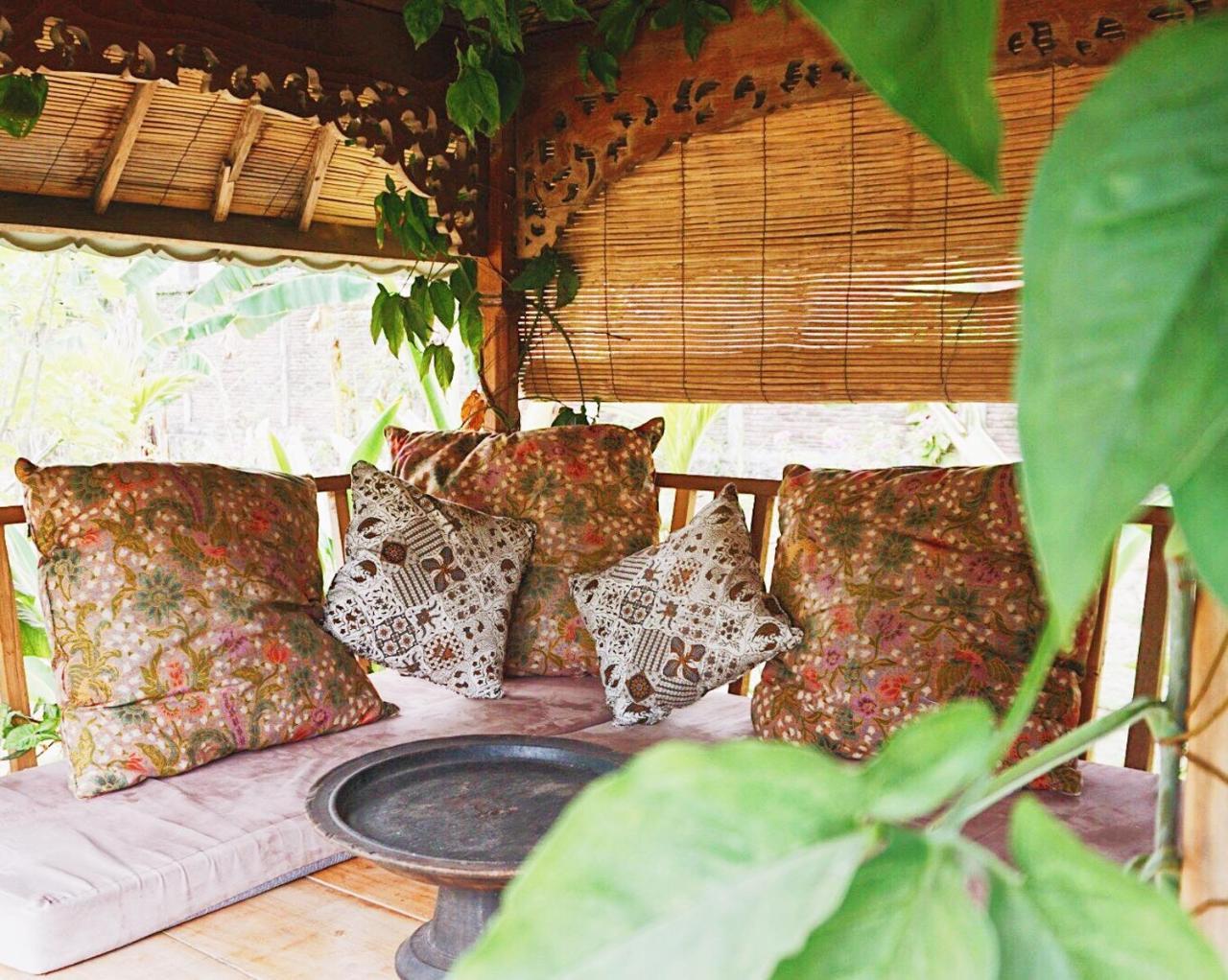 Ibludan Hotel Senggigi Exterior foto